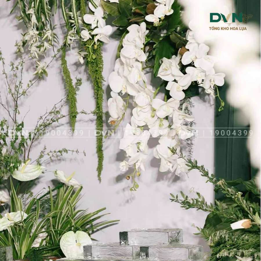 Hoa Lan Hồ Điệp Nhân Tạo: Vẻ Đẹp Sang Trọng Bền Bỉ Theo Thời Gian