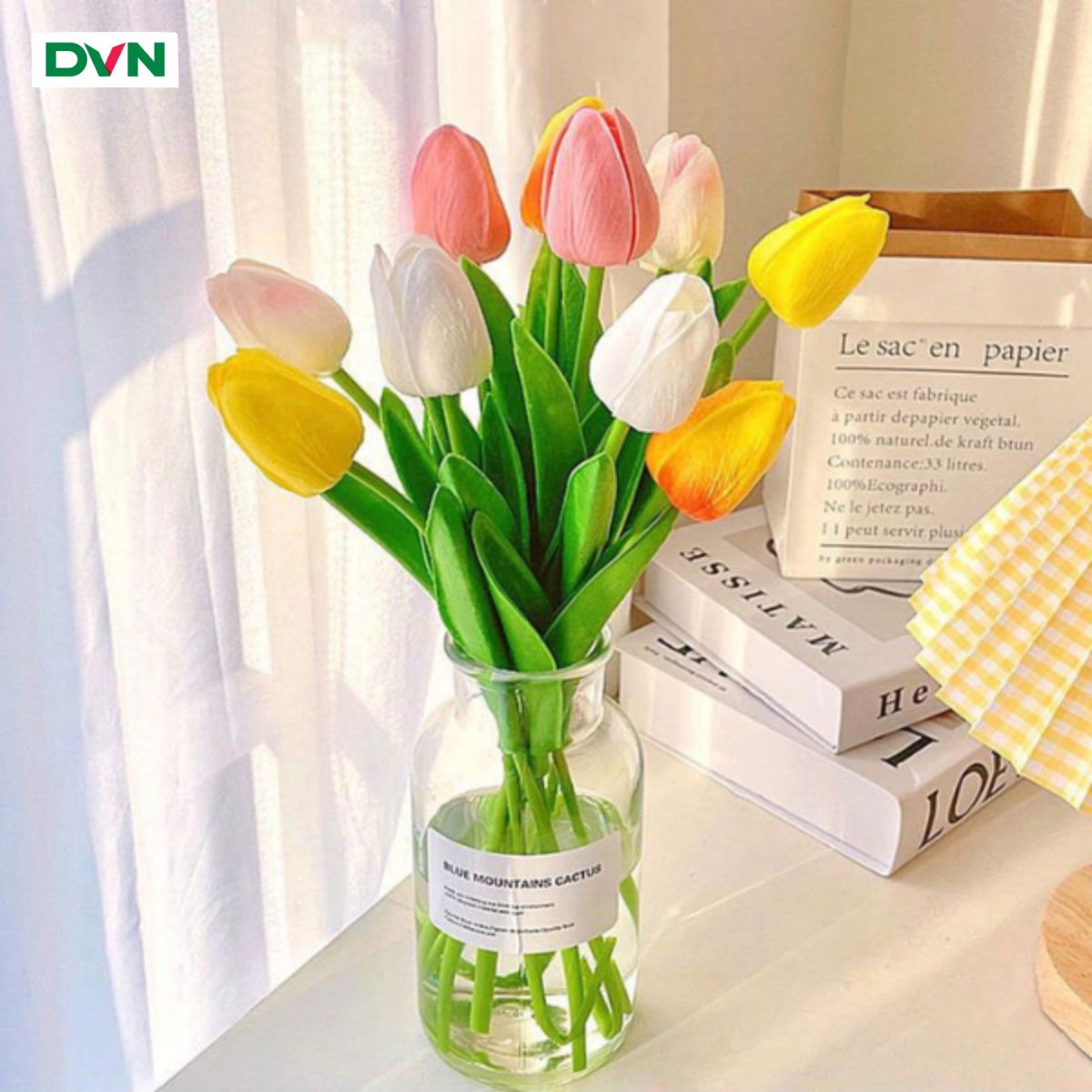 Hoa giả cắm bình