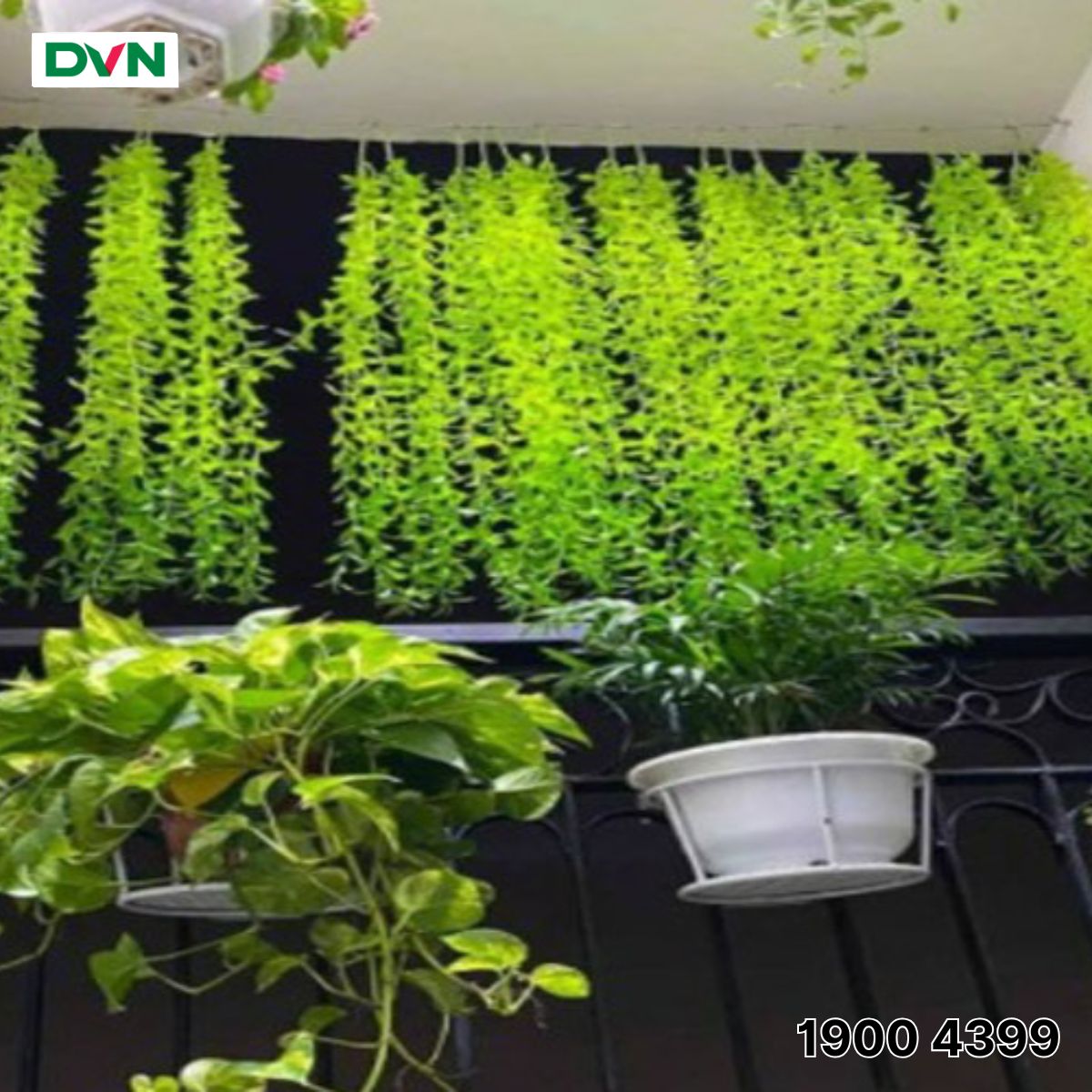 Hoa Giả Treo Ban Công